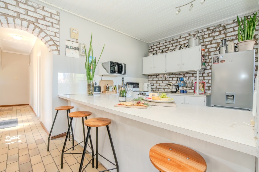 4 Bedroom Property for Sale in Middedorp Western Cape